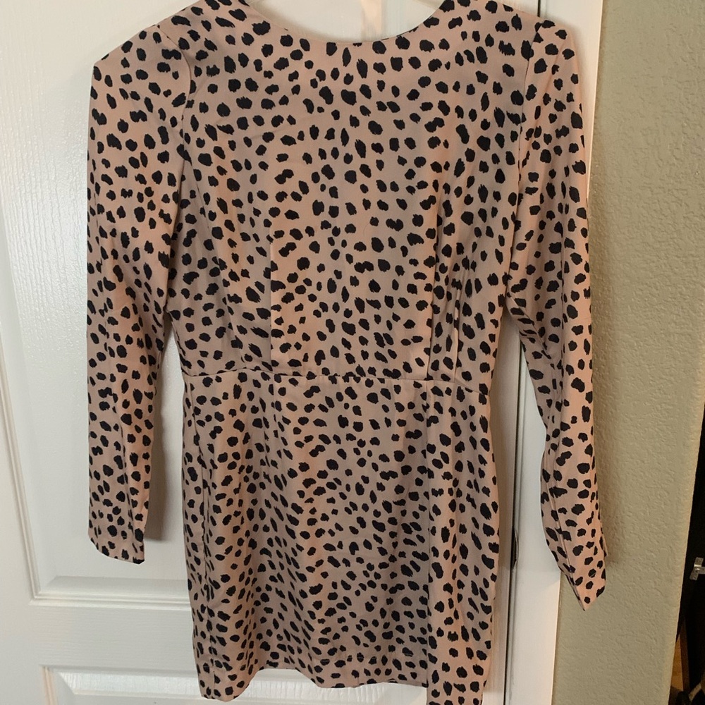 Forever 21 open back Animal Print Dress black tan